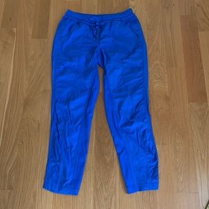Gorgeous blue Lululemon dance studio pants size 6